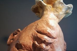 TOMBER SUR LA TÊTE ET FLEURIR